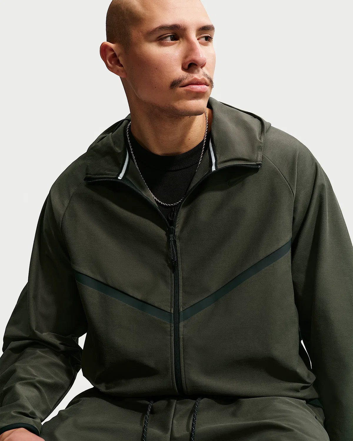 Мужская куртка-ветровка Shori Knit Full-Zip Windrunner Nike Tech, Cargo Khaki/Black — фото 3