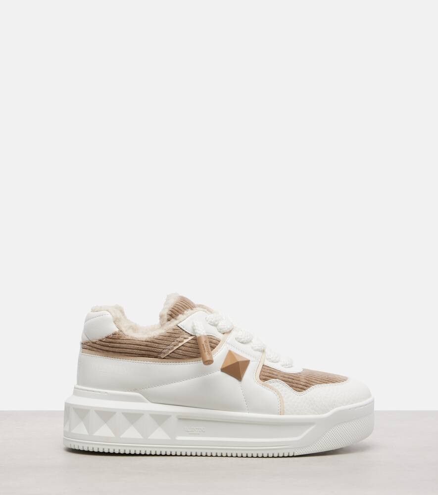 Кроссовки из кожи и вельвета с одним шипом Valentino Garavani, New Chinos/Bia-Glace — фото 4