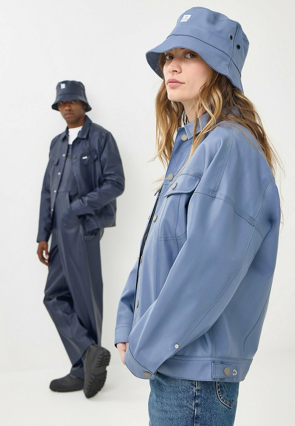 

Шляпа STUTTERHEIM BUCKET HAT Lee, синий