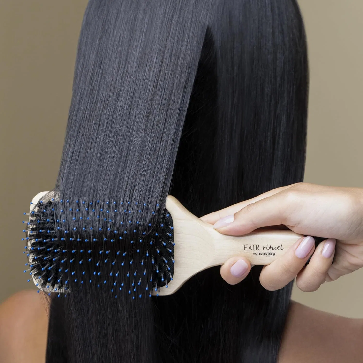 Щетка для волос «La Brosse Brillance & Douceur» от Sisley Paris Hair Rituel By Sisley — фото 3