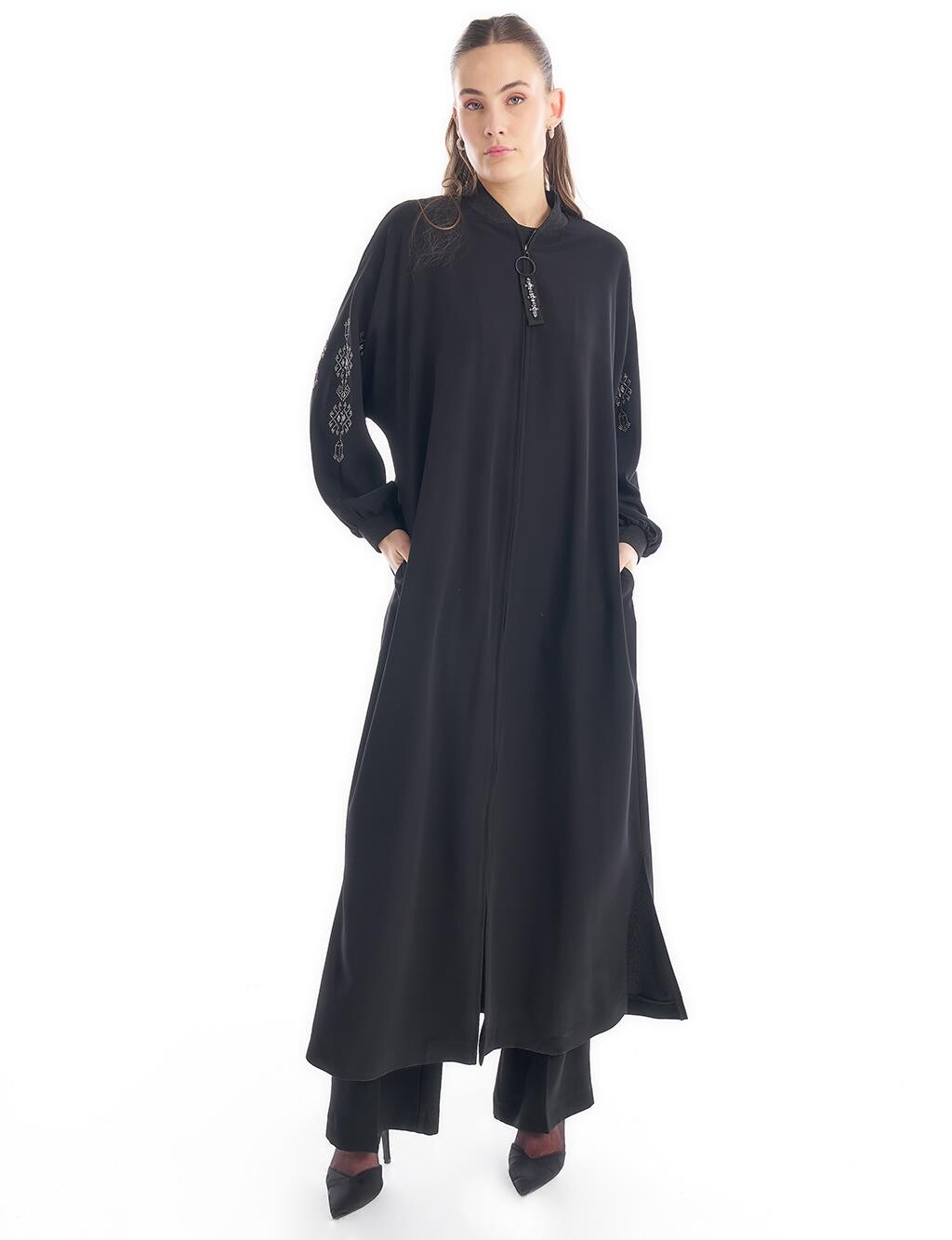 

Абая Hotfix Printed Zero Collar Wear and Go Black KYR
