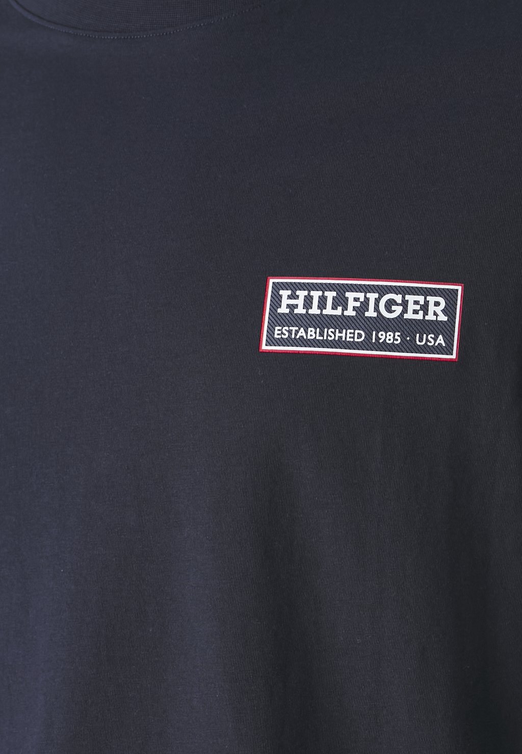 

Футболка с принтом Badge Tee Tommy Hilfiger, темно-синий