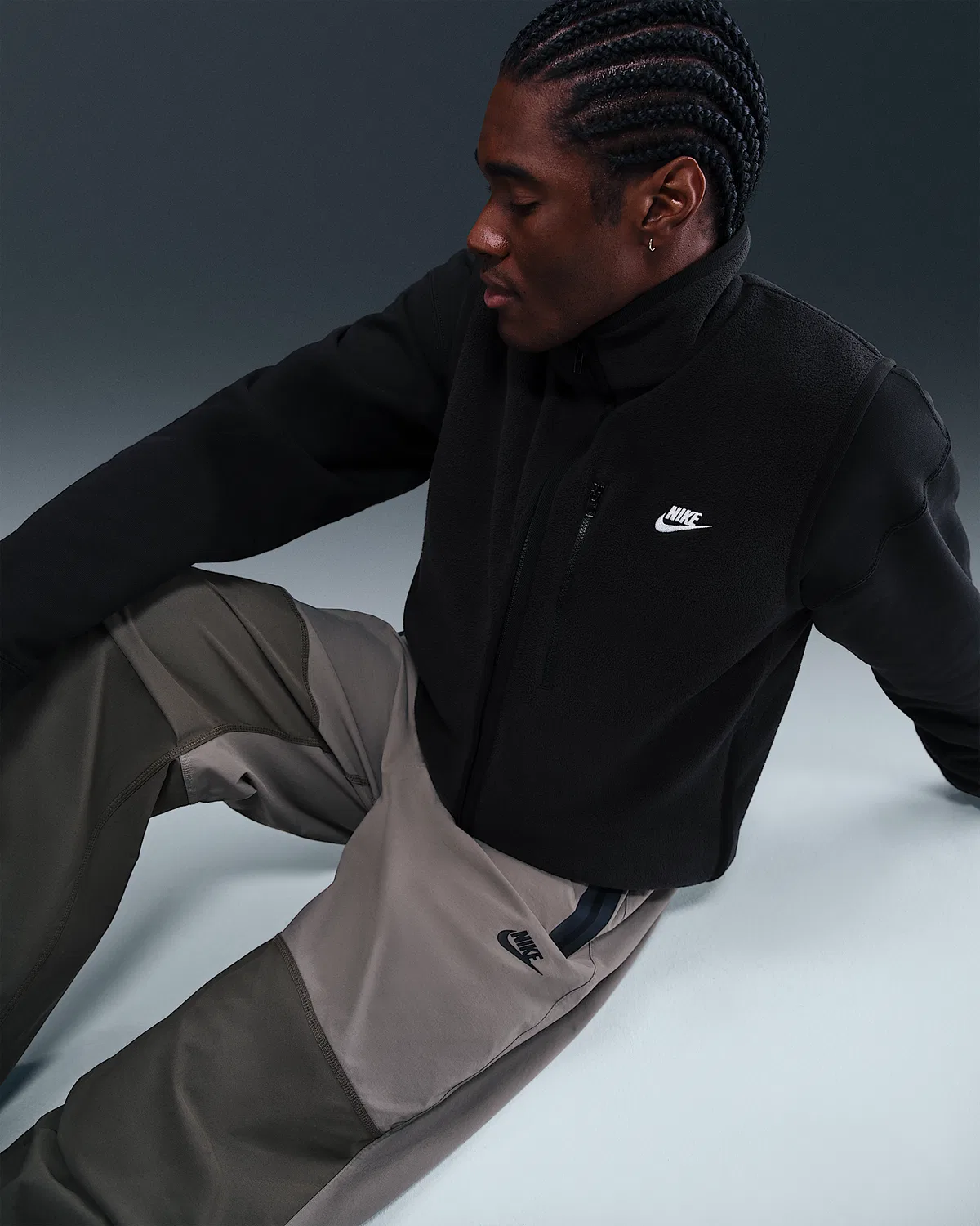 Мужская зимняя жилетка Nike Sportswear Club, Black/White — фото 3