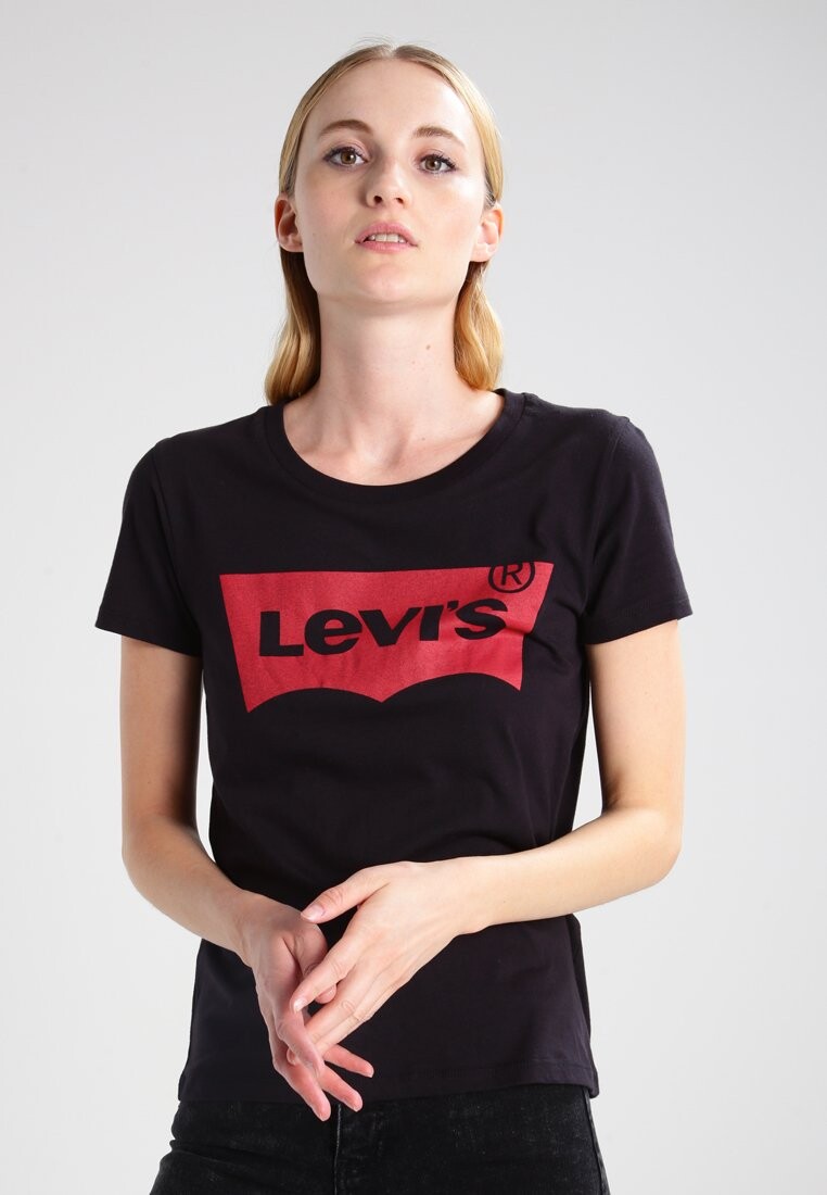 

Футболка с принтом Levi's, черный