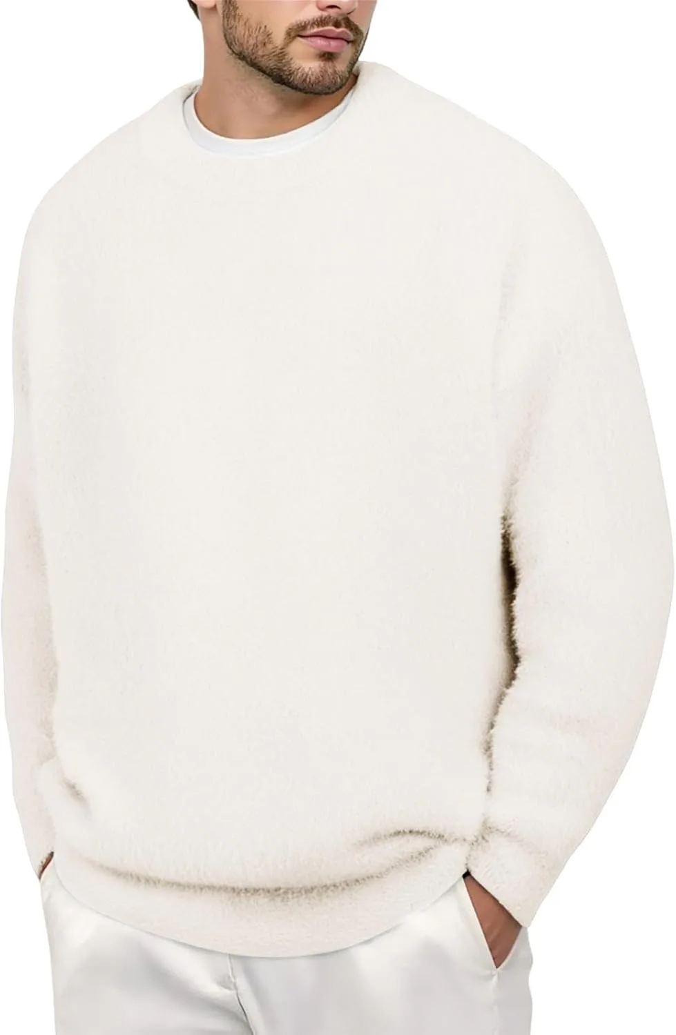 

Мужской свитер с круглым вырезом и резинкой по краю