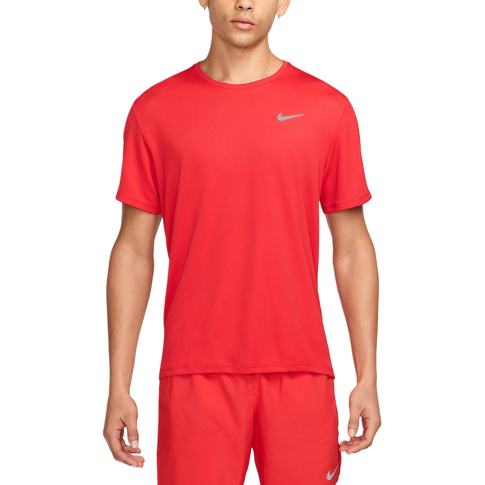 

Nike Футболка мужская university red, Красный, Nike Футболка мужская university red