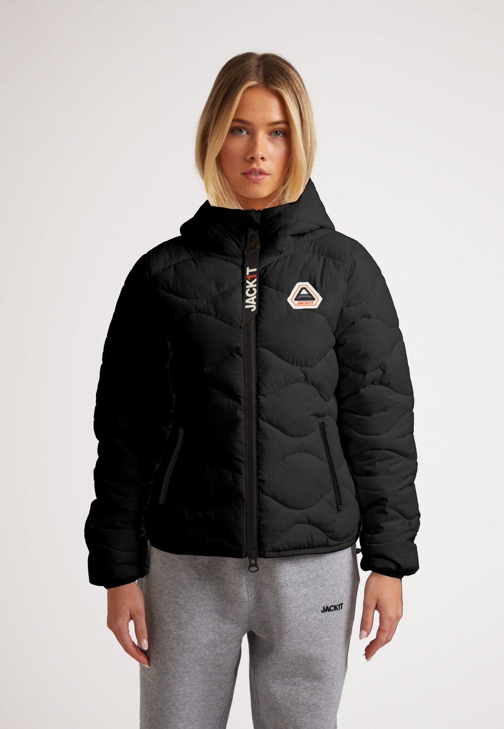 

Легкая куртка ORB1T HOODED QUILTED PUFFER JACK1T, черный