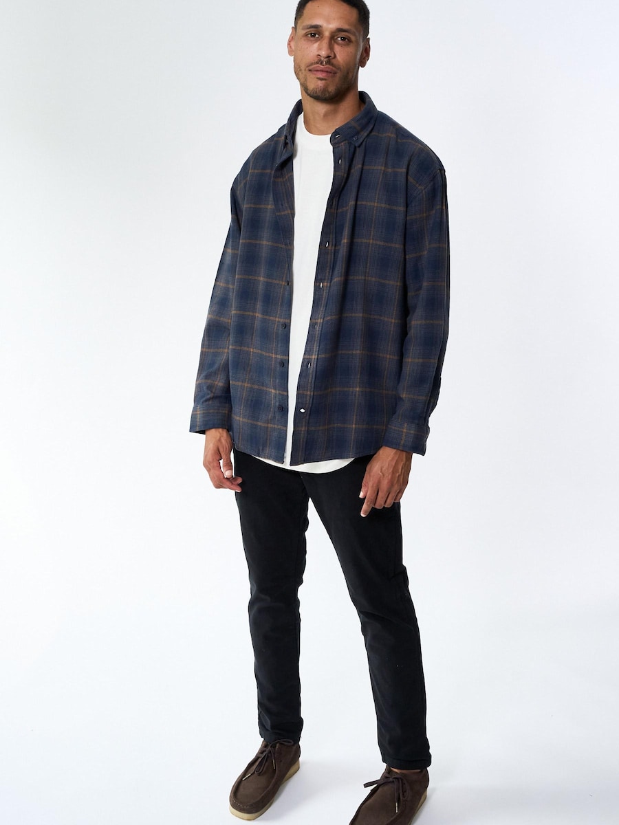 

Рубашка на пуговицах классического кроя Legends, темно-синий