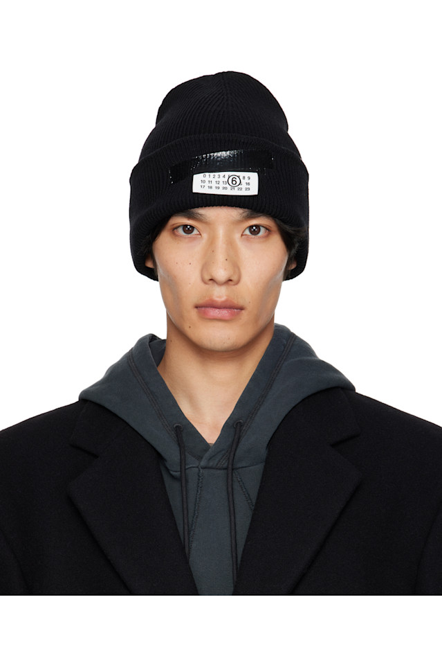 

Шерстяная шапка с приклеенной этикеткой Mm6 Maison Margiela, черный