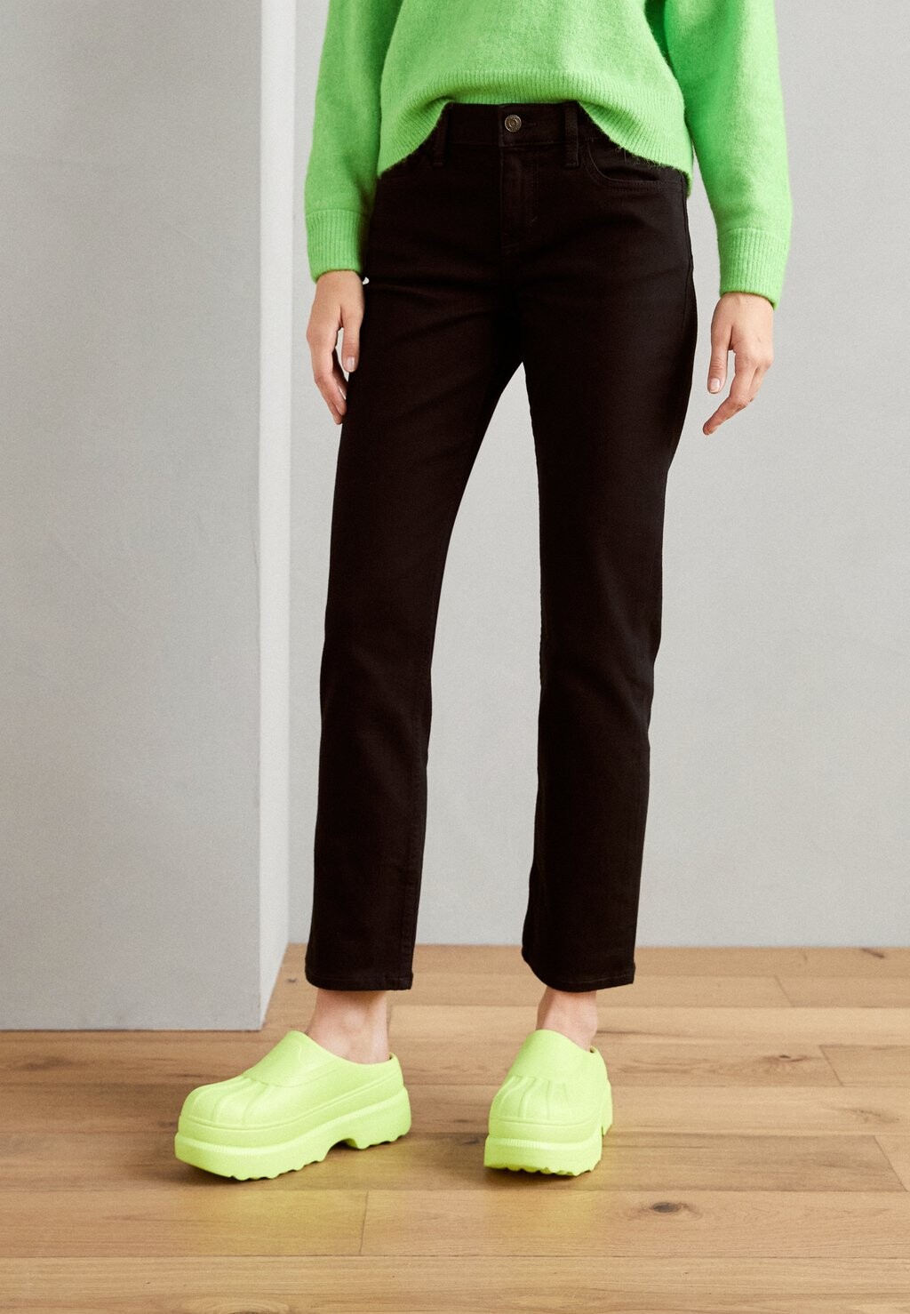 

Прямые джинсы Esprit, Saluda Stay Black