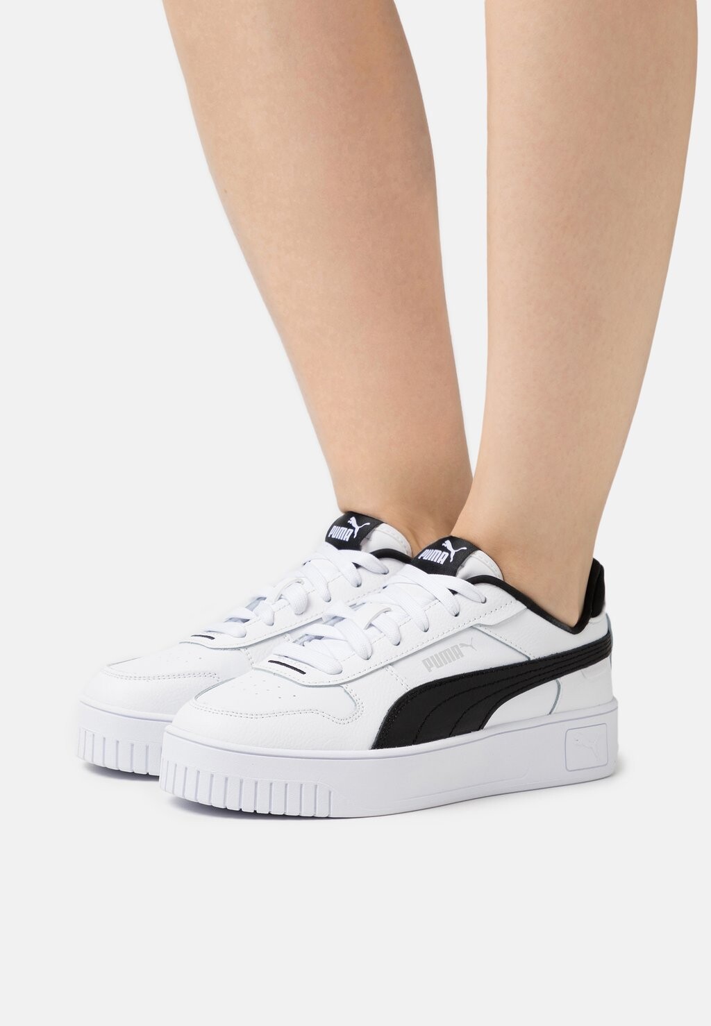 Кроссовки Puma Carina Street, белый / черный