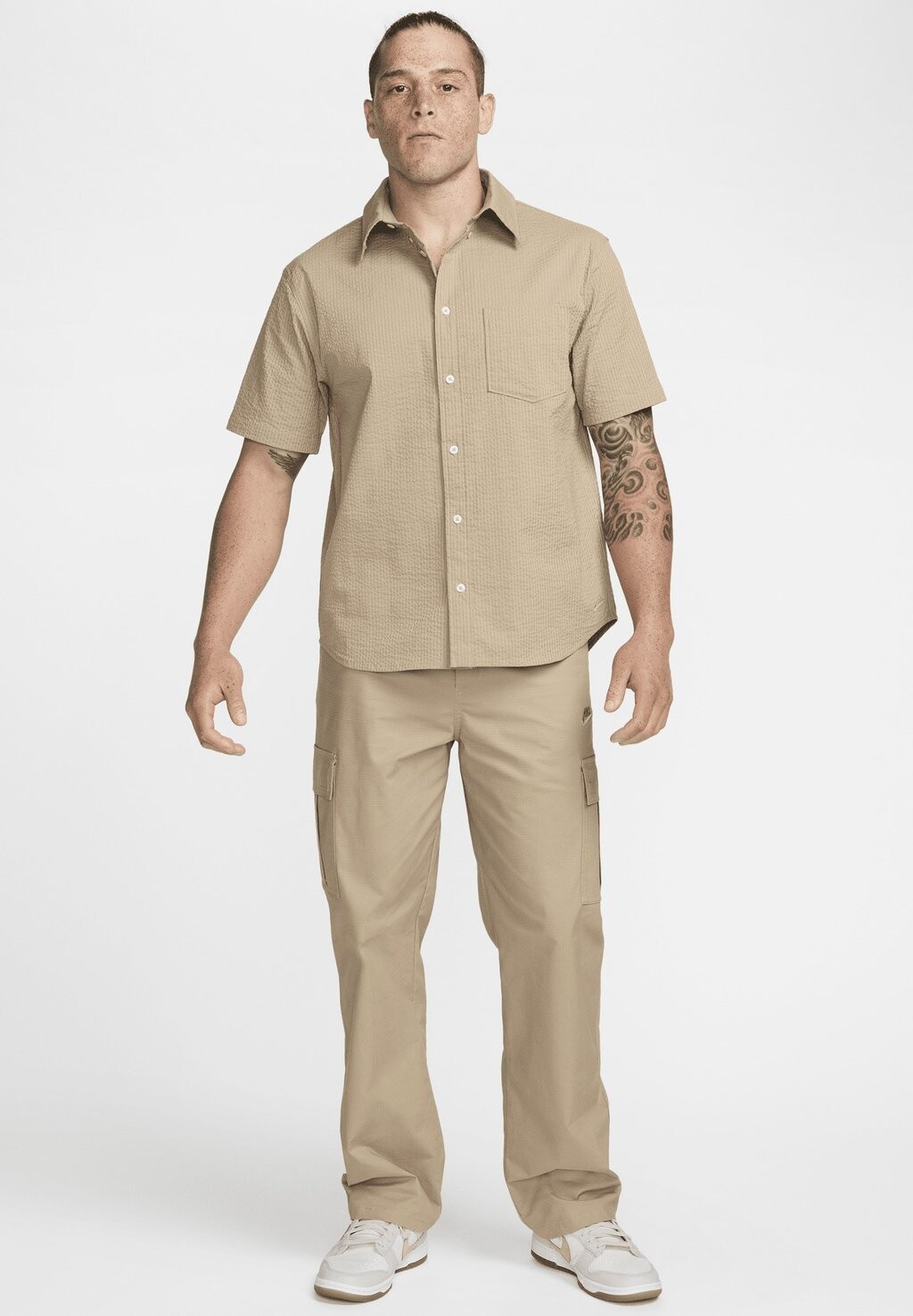 

Рубашка SHORT-SLEEVE SEERSUCKER BUTTON-DOWN LIFE Nike, цвет Khaki Khaki