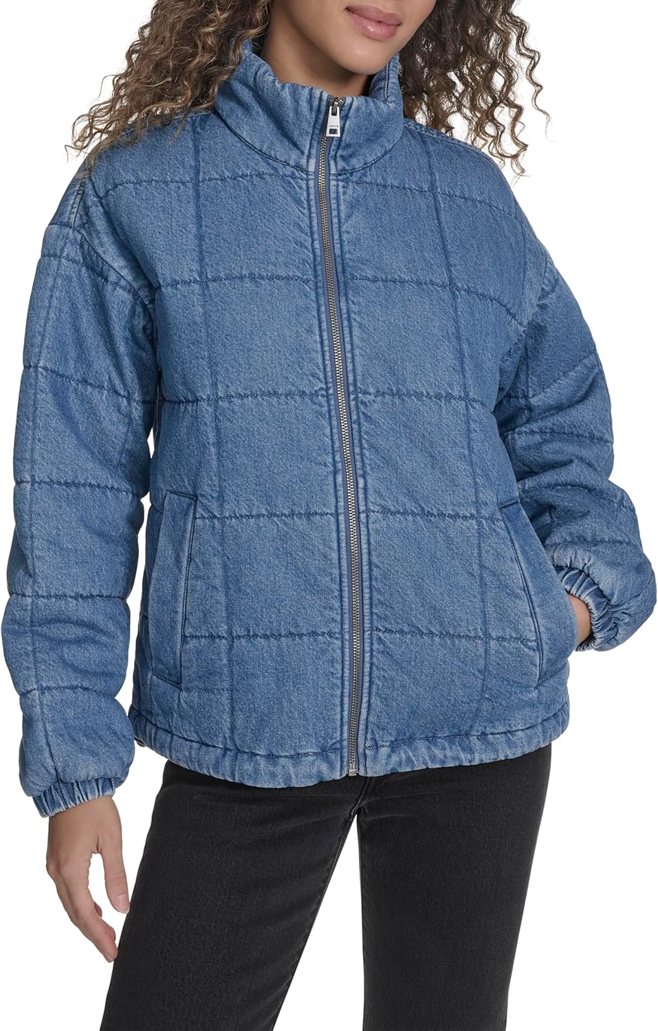 

Levi's Женская стеганая куртка из хлопка в стиле бокс, Medium Wash Denim