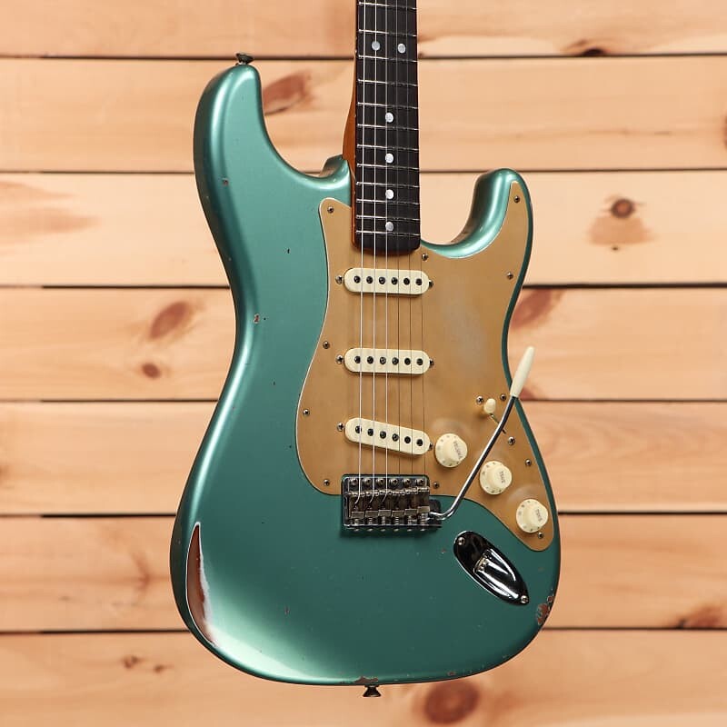 

Электрогитара Fender Custom Shop Limited Roasted "Big Head" Stratocaster - Faded Aged Sherwood Green - CZ577005 - PLEK'd