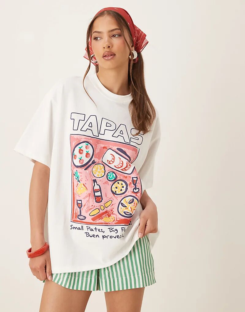 

Футболка свободного кроя ASOS DESIGN с принтом тапас белого цвета