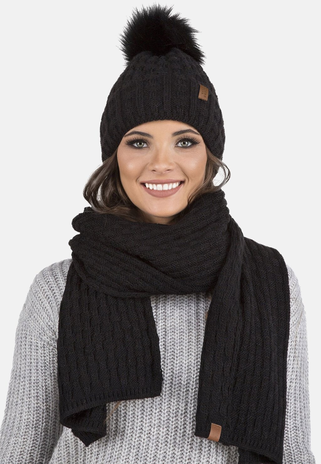 

Шарф 7015 Комплект Шапка И Шарф Vivisence, черный