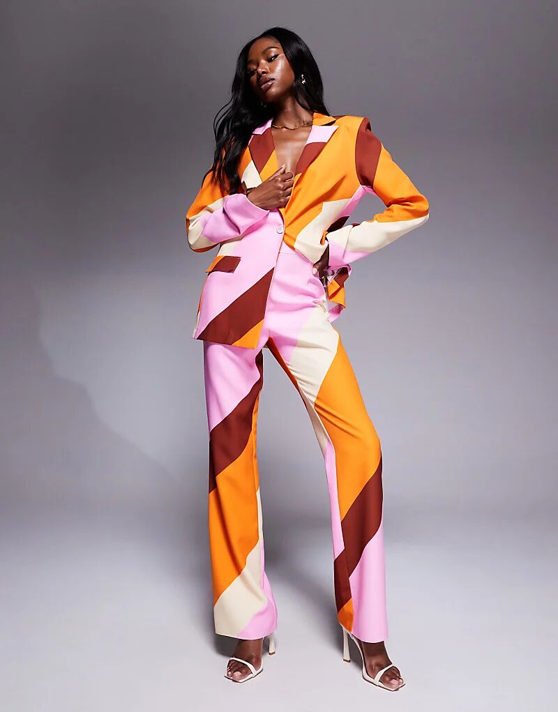 

Классические брюки ASOS LUXE в полоску розового цвета