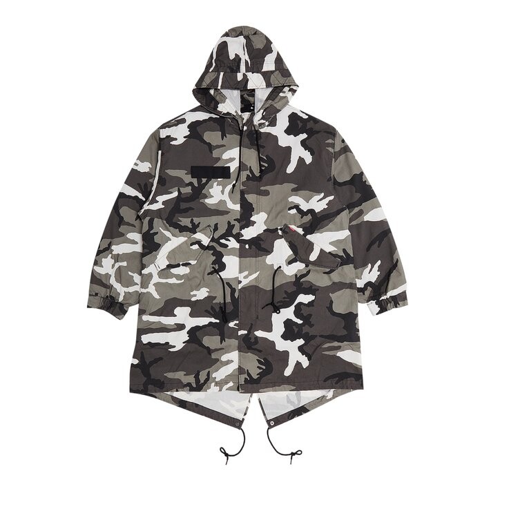 

Парка Supreme Futura Fishtail Parka, цвет Snow Camo