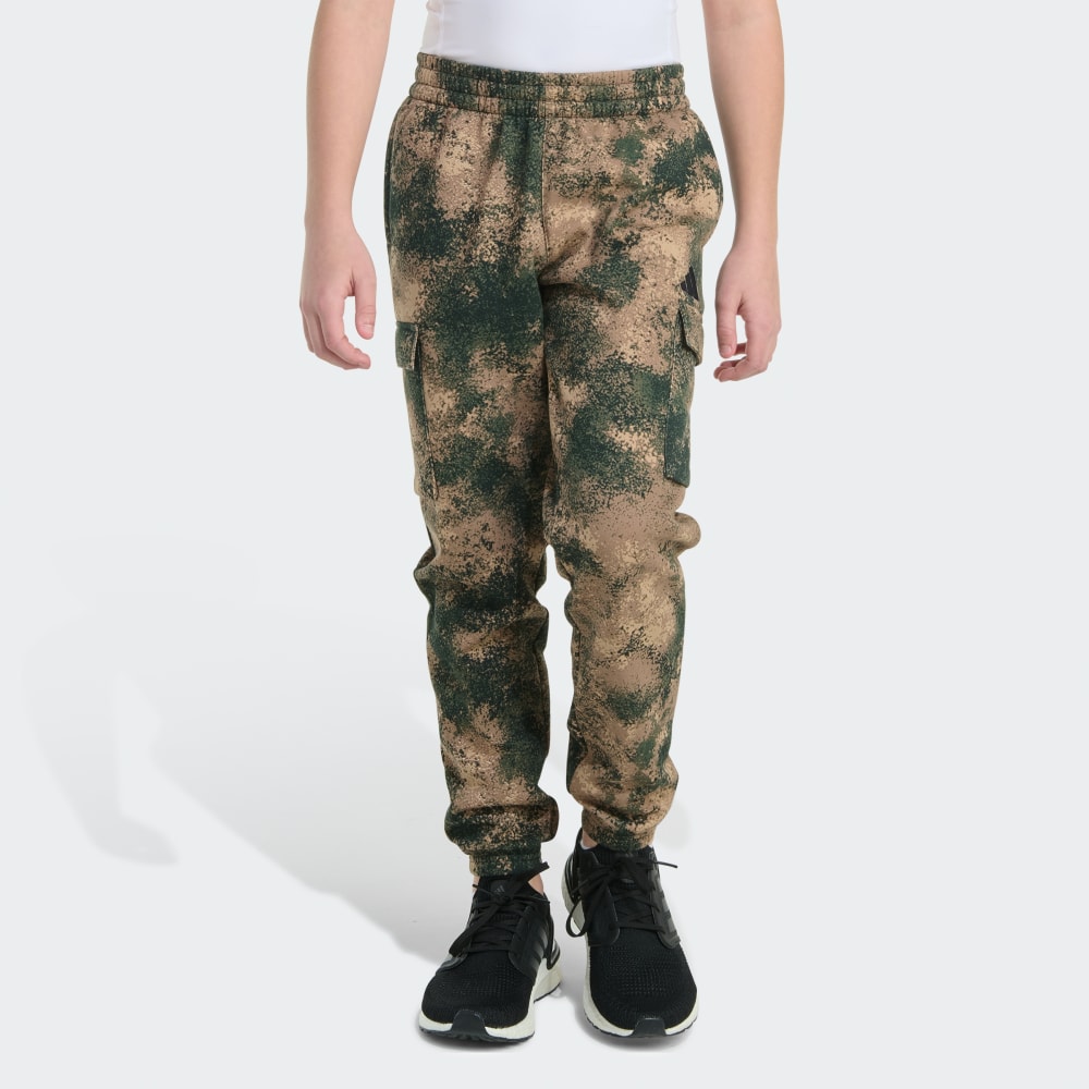 

Спортивный костюм Adidas Elastic Waistband Woodland Camo Printed Cargo Joggers, цвет Sandstone