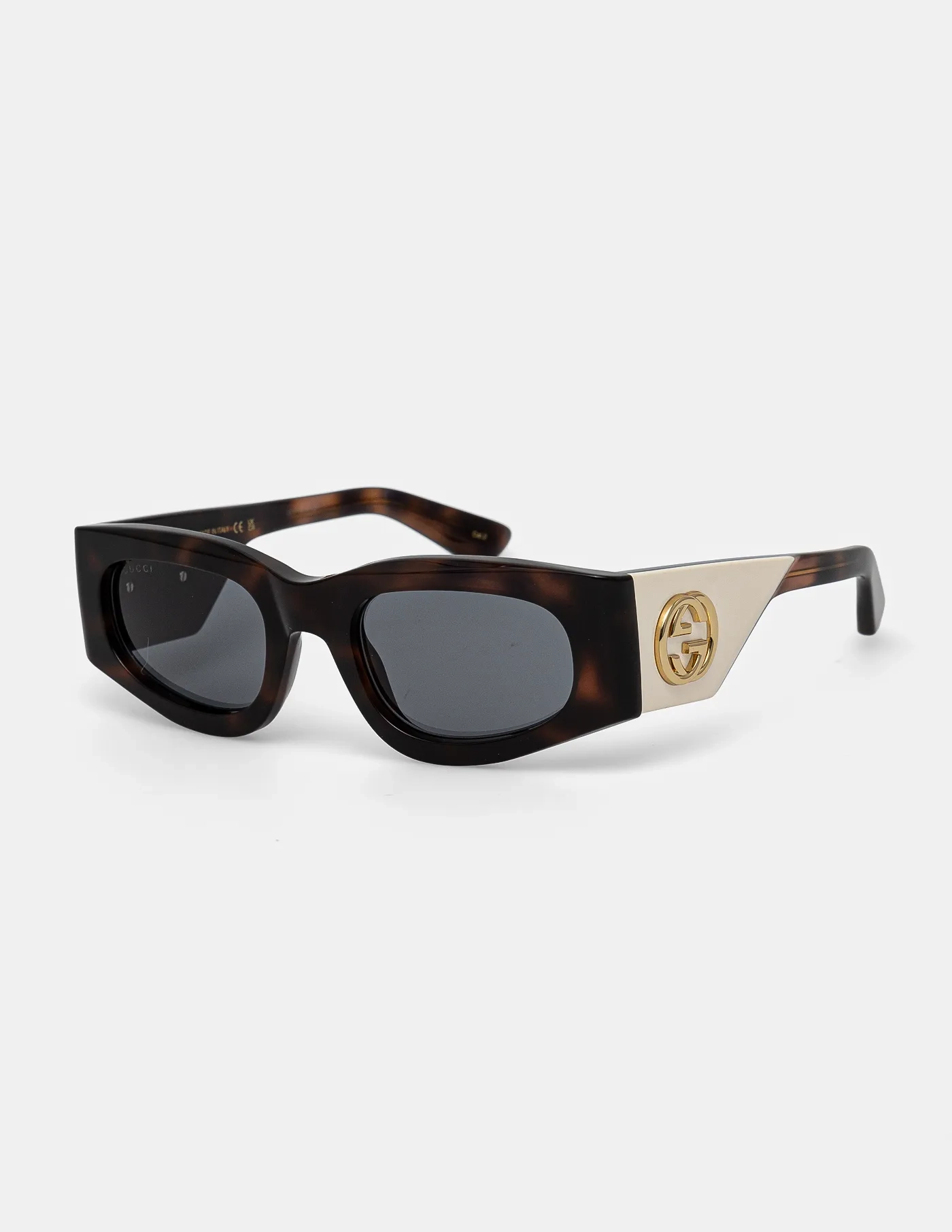 

Солнцезащитные очки Gucci, черный