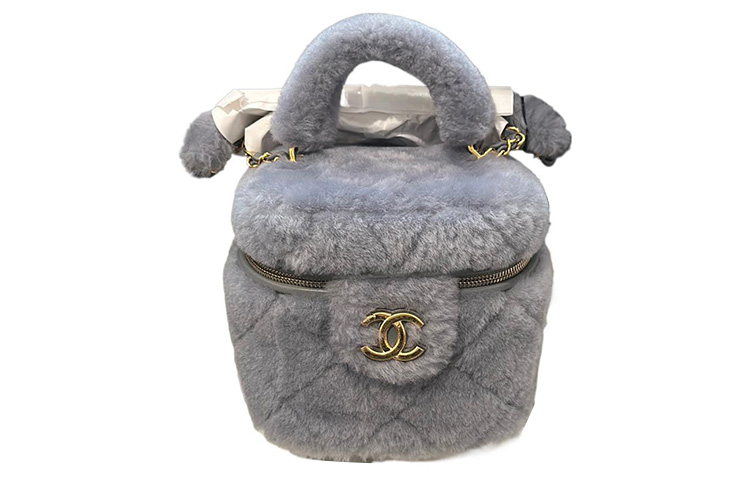 Шерстяная плюшевая косметичка Сумка Женская серая CHANEL — фото 2