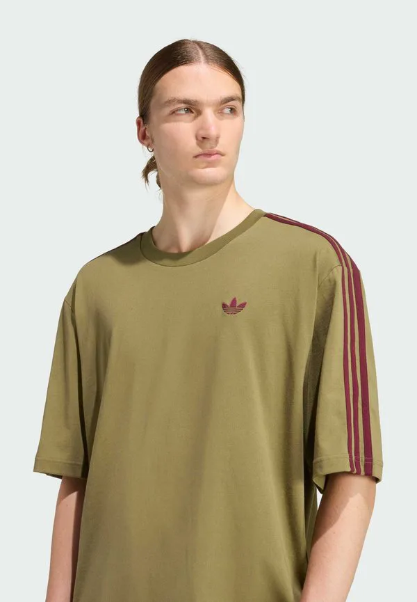 Футболка с принтом 3s Adidas Originals, Focus Olive/Maroon — фото 3