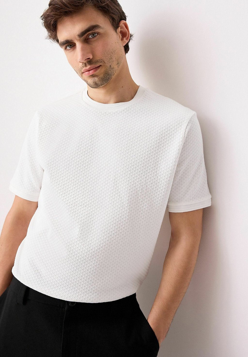 

Базовая футболка REGULAR FIT TEXTURED Next, белый