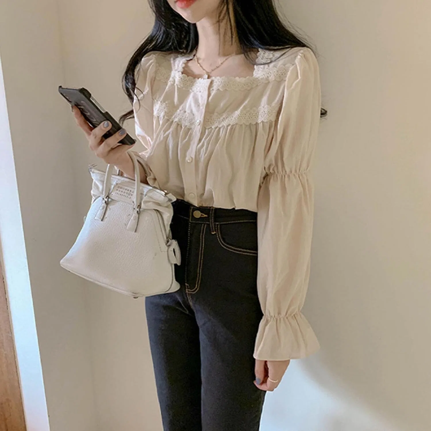 Блуза шифоновая с длинным рукавом, V-образным вырезом, модели black bow tie blouse, бежевый — фото 3