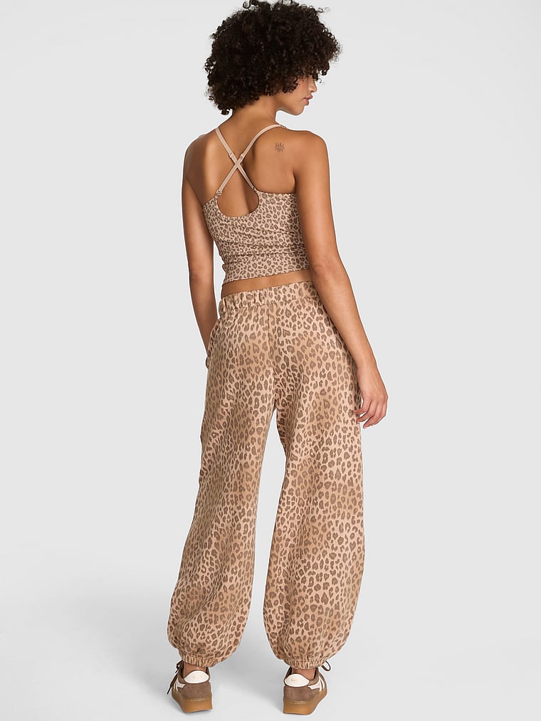 

Спортивные брюки свободного кроя из флиса Ivy Pink, цвет leopard