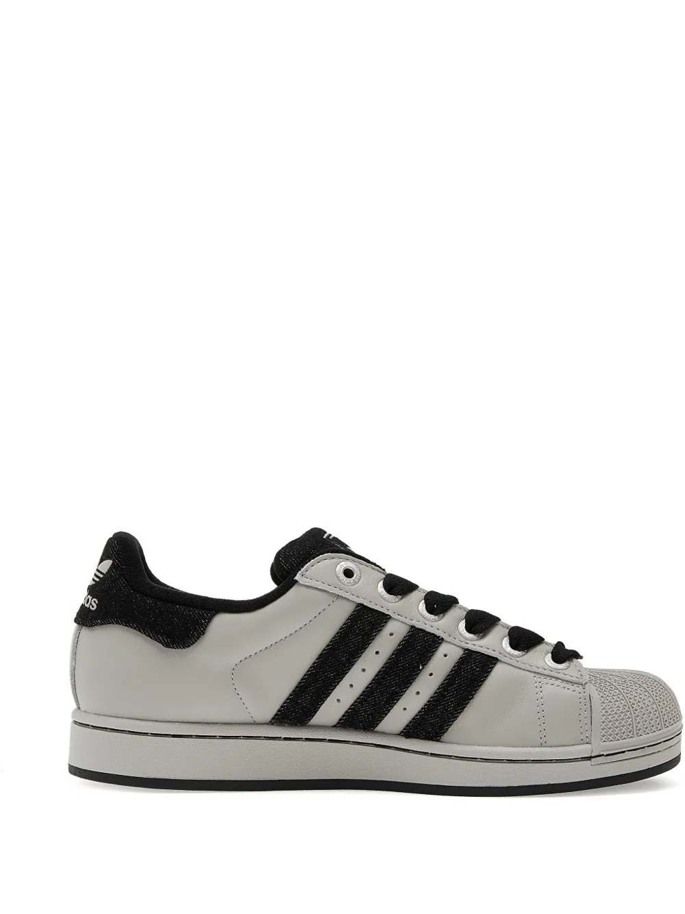 

Кеды Superstar II с тремя полосками и низким верхом adidas, серый