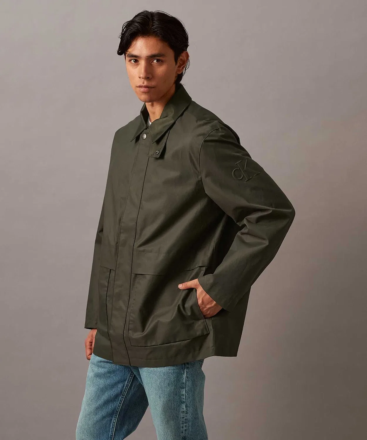Куртка из хлопка и нейлона Calvin Klein Jeans, без капюшона, хаки — фото 3