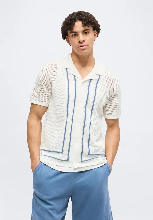 Рубашка на пуговицах Gap, new off white, цвет новый бежевый