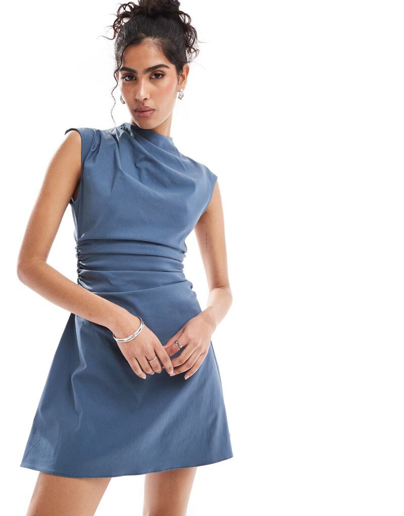 

Голубое джинсовое платье мини без рукавов и рюшами ASOS DESIGN