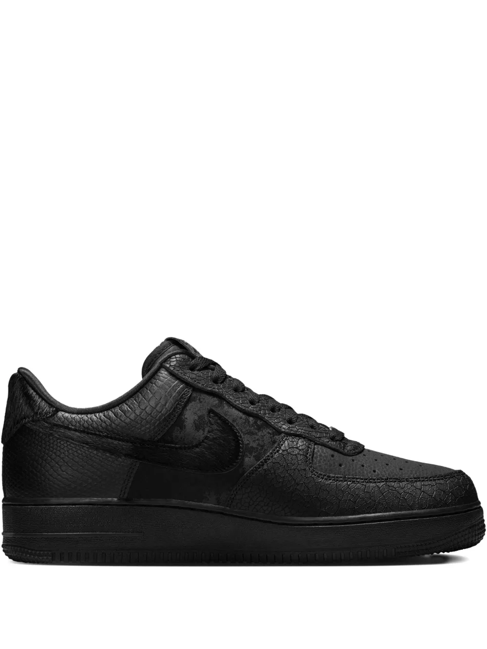 

Кроссовки Air Force 1 '07 LX "3X Celebration Triple Black" Nike, черный