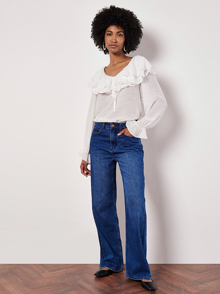 

Apricot Белая блузка