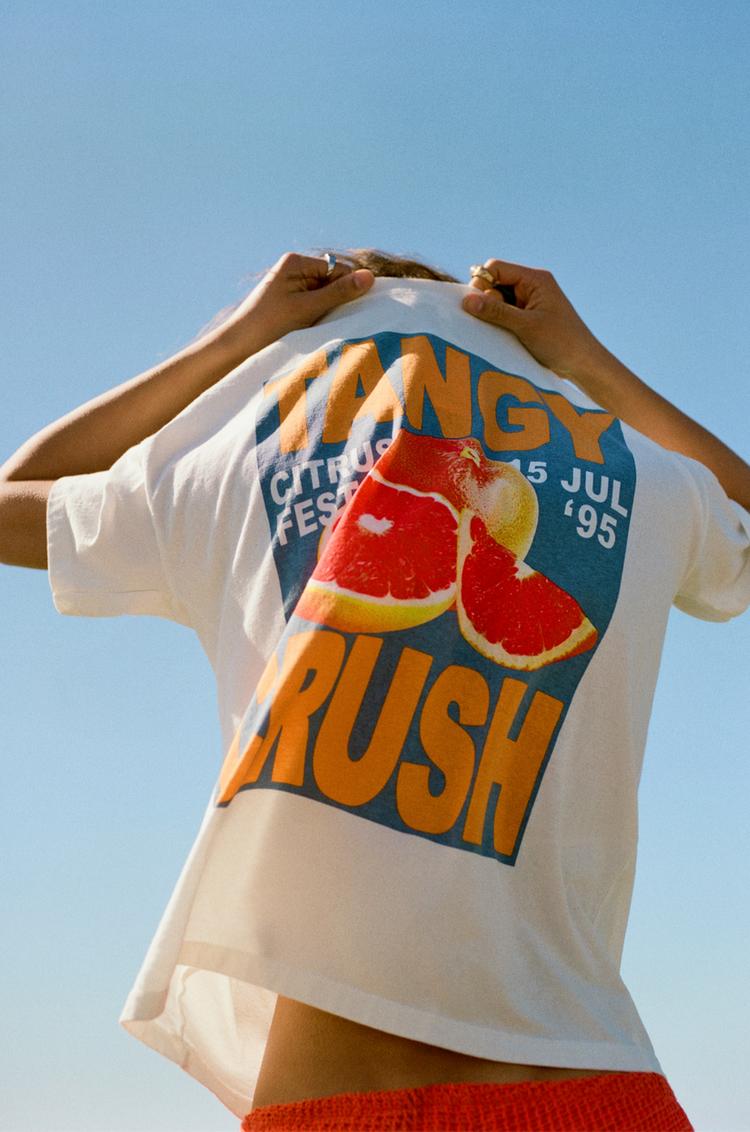 

Футболка с рисунком цитрусовых Pull And Bear, белый