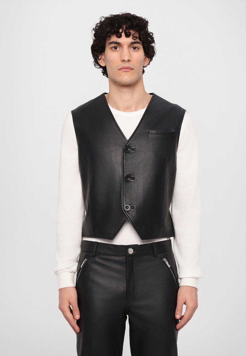 

Жилет MARCUS LEATHER WAISTCOAT STUDIO ID, черный