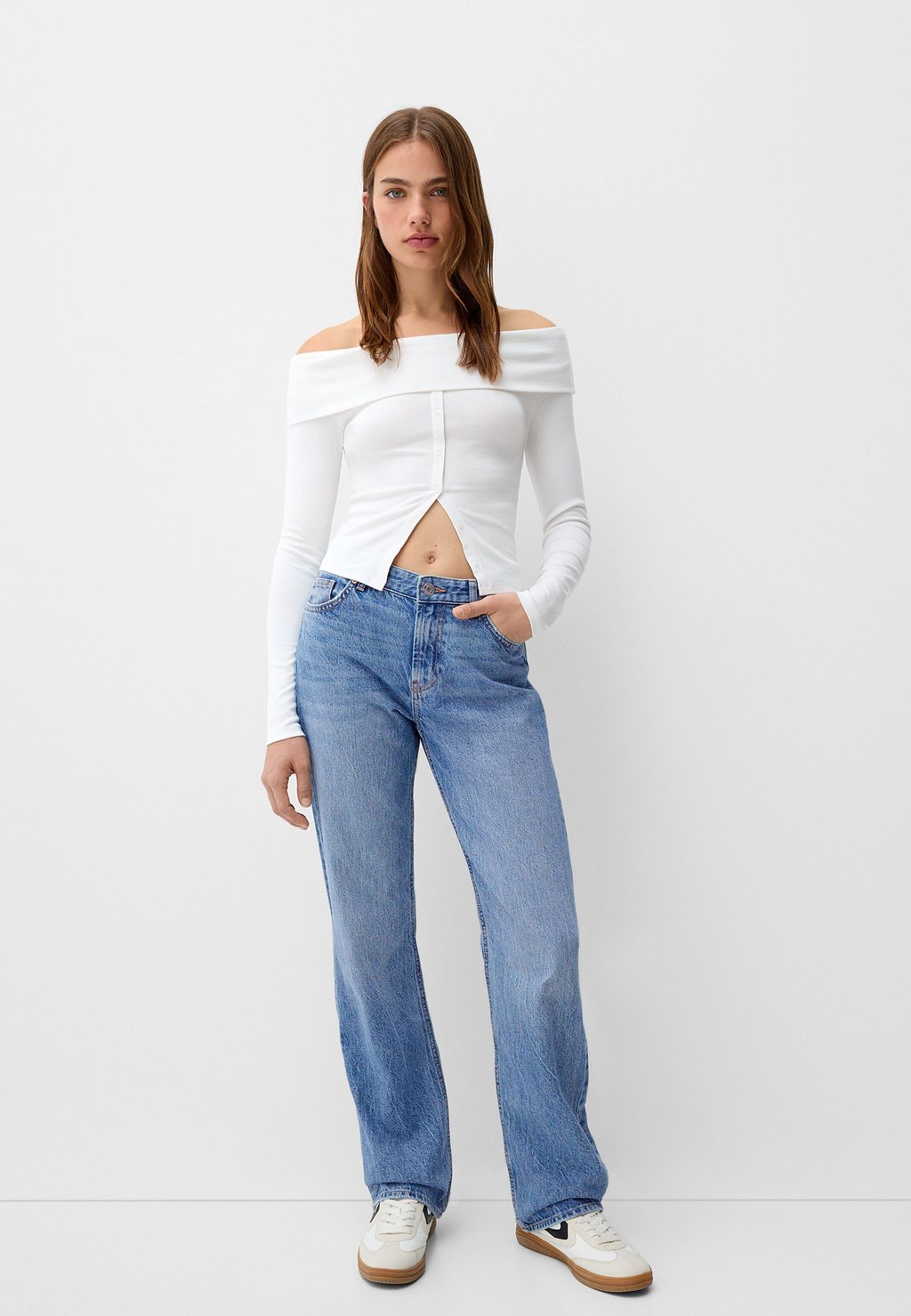 

Джинсы-сигареты Bershka, цвет Light-Blue Denim