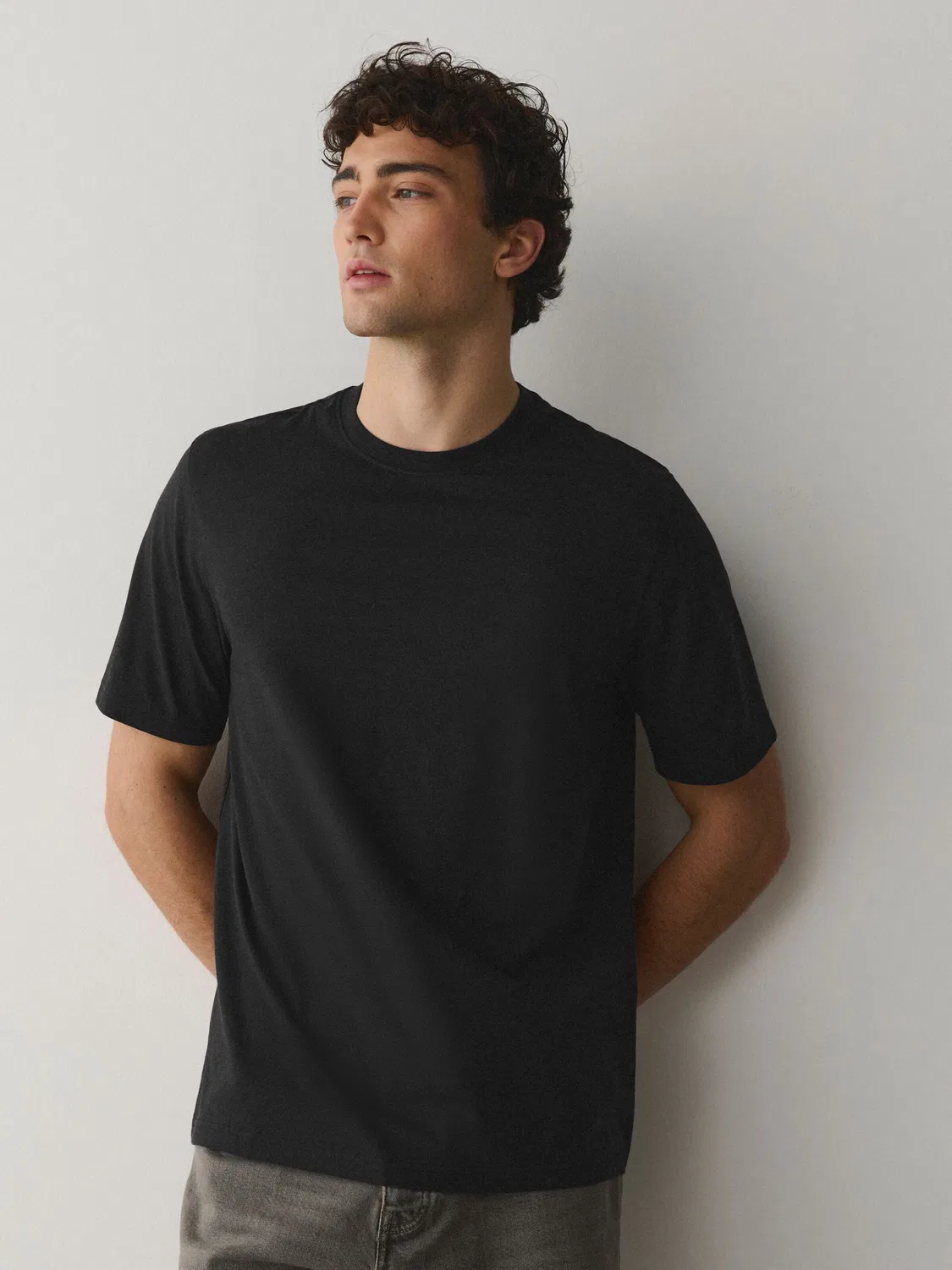 Футболка 'Essential' Next, Navy/Olive/Fir/Red/Black/White — фото 4