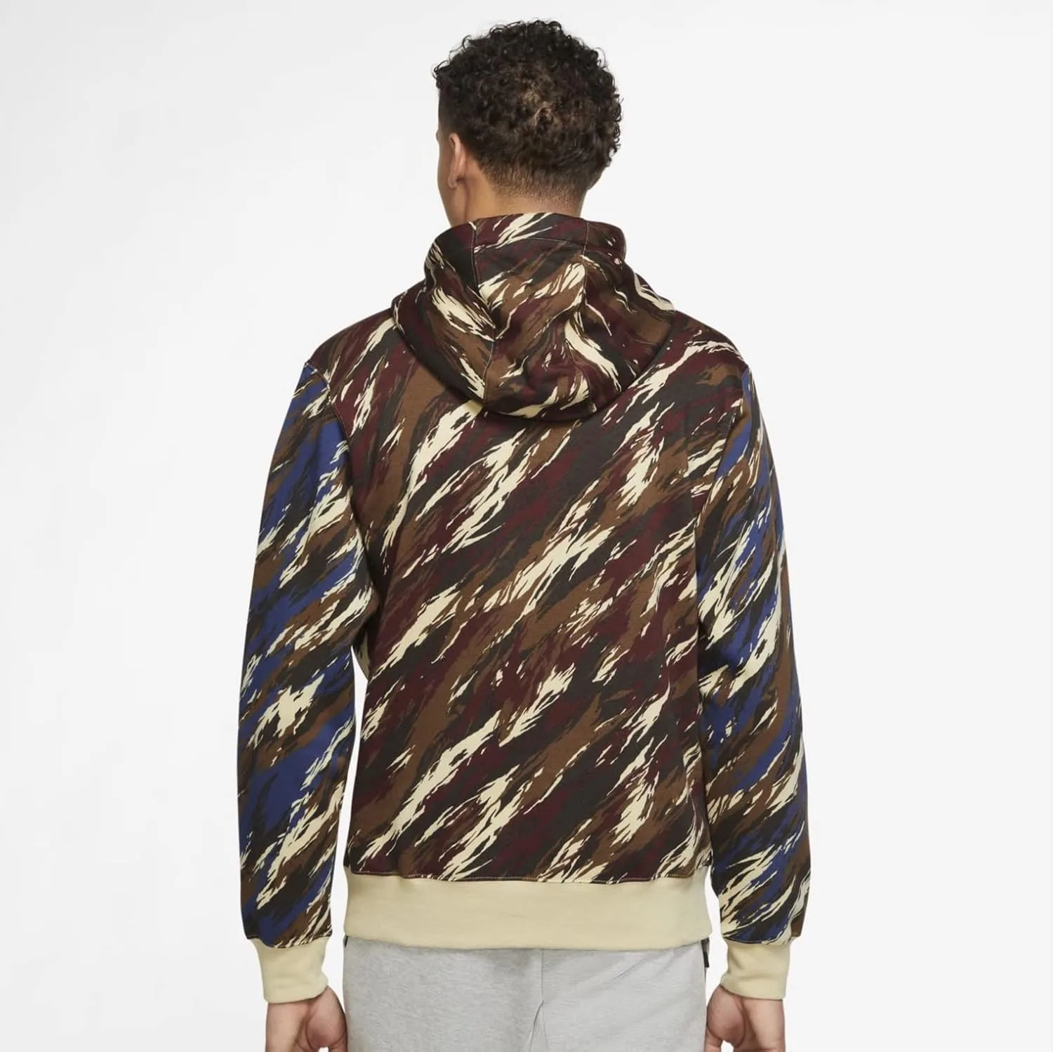 Толстовка Nike Sportswear Sport Essentials+ Club Camo — фото 2