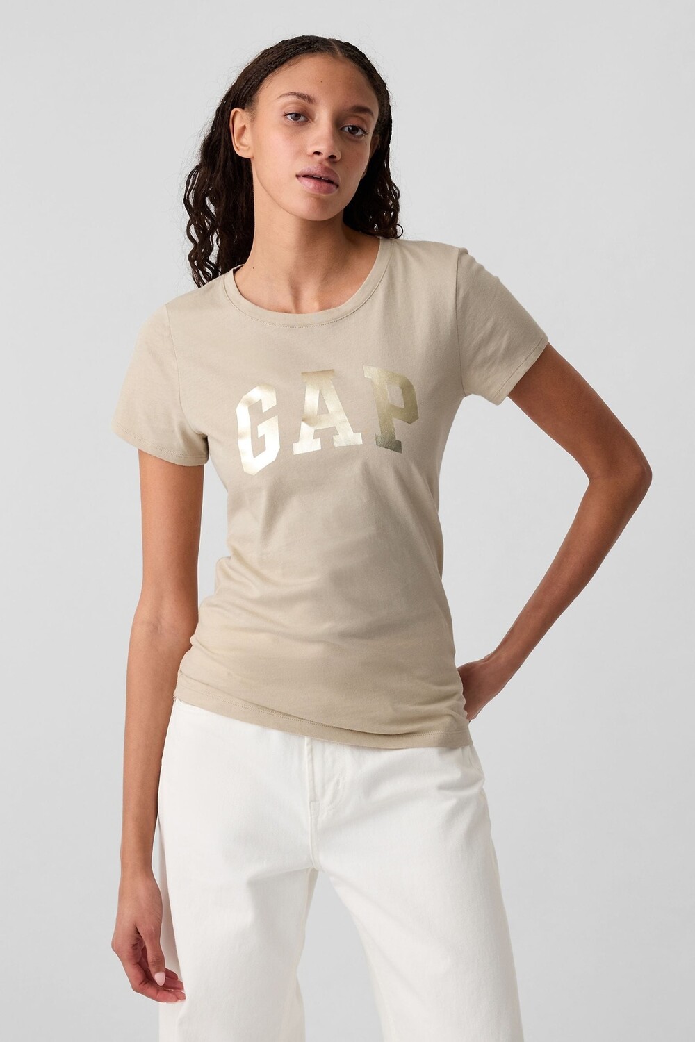

Футболка с круглым вырезом и логотипом Gap, коричневый