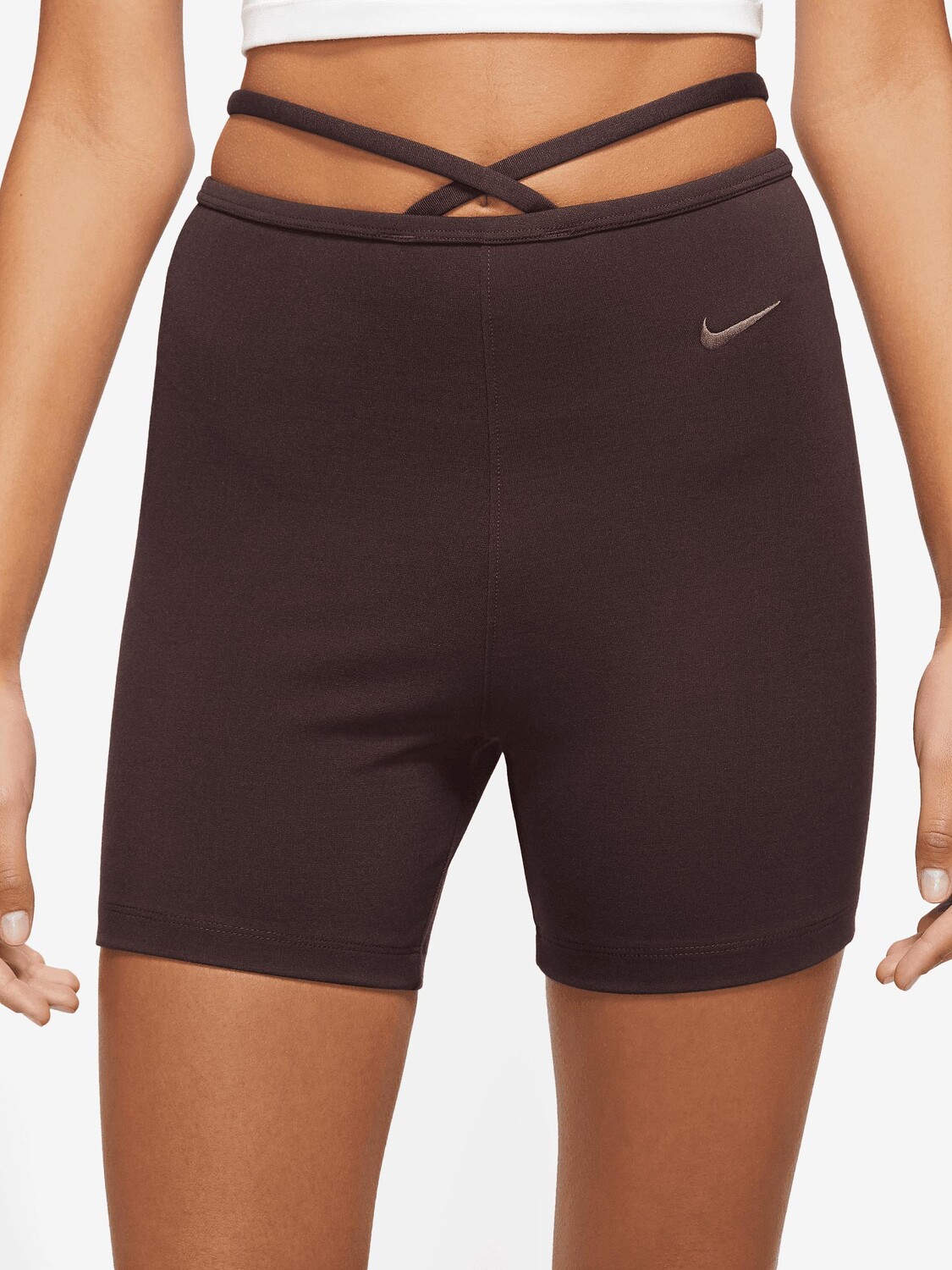 

Тайтсы Nike W EVRDY MOD HR BIKE SHORT, черный