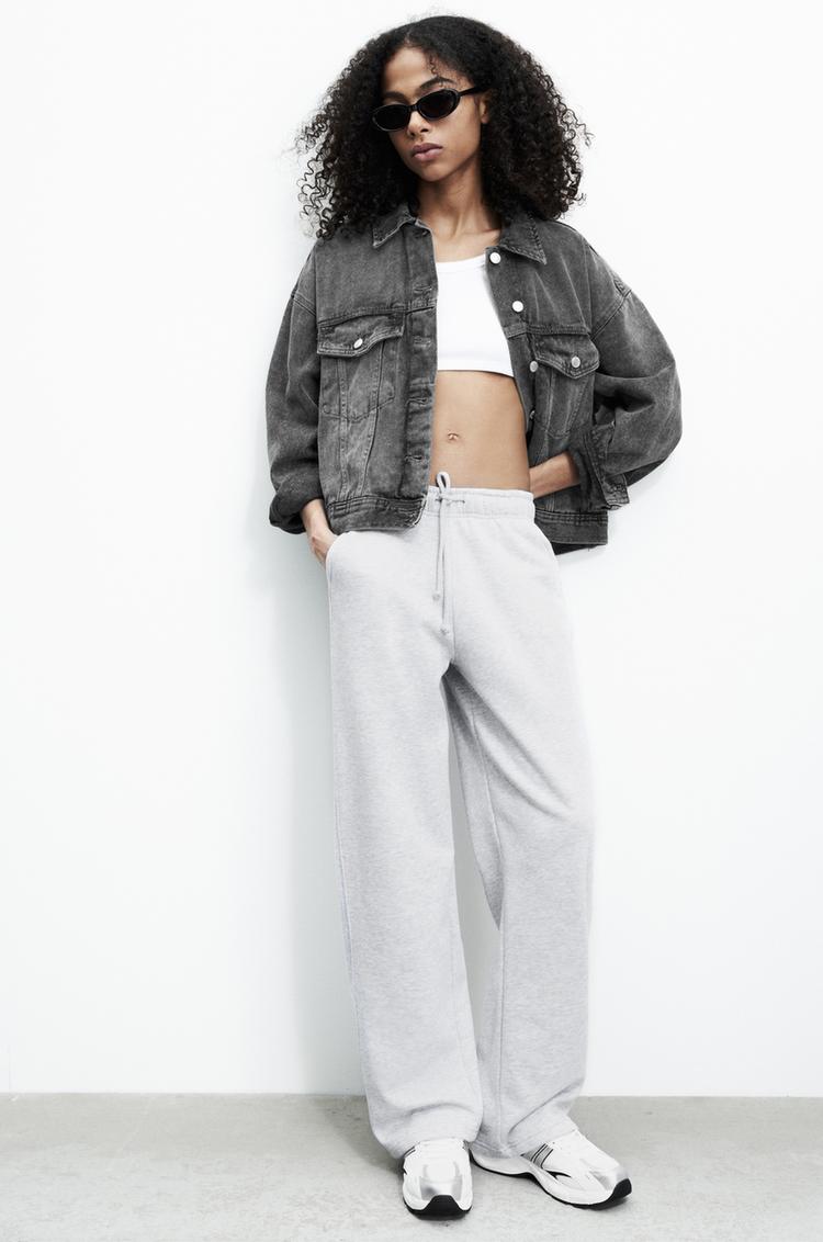 

Джинсовая куртка Pull And Bear, серый