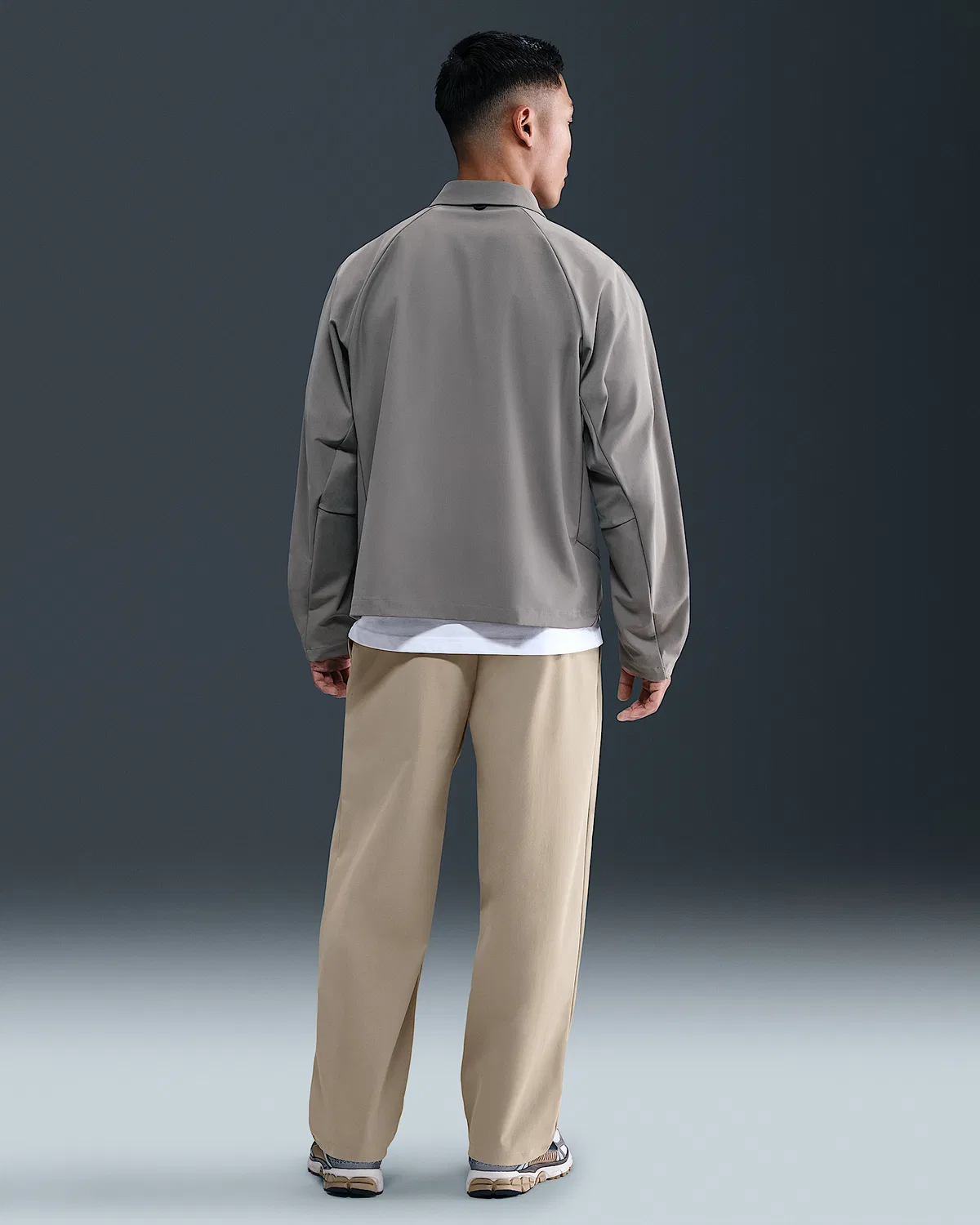 Мужские брюки чинос Nike 24.7 PerfectStretch Dri-FIT свободного кроя, Desert Khaki/Khaki — фото 4