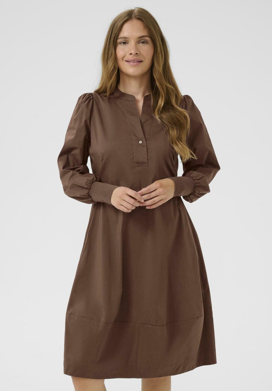 

Платье Culture Day dress, Cappuccino/Dark Brown