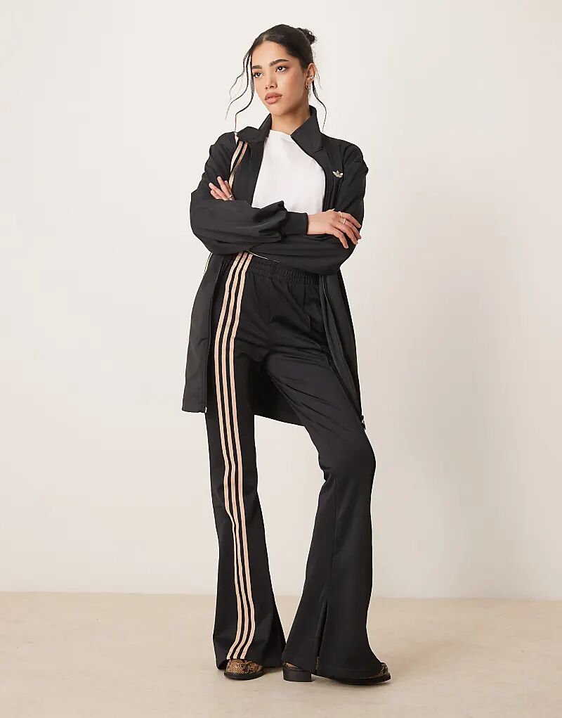 Расклешенные леггинсы adidas Originals черного цвета