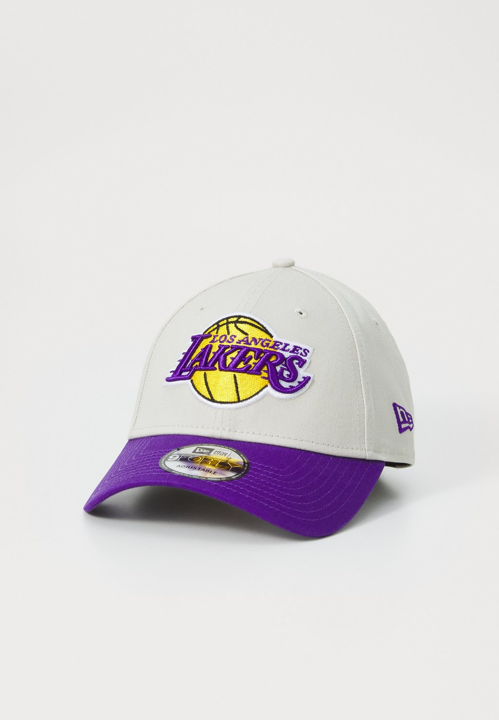 

Бейсболка NBA CONTRAST PATCH 9FORTY UNISEX New Era, кремовый