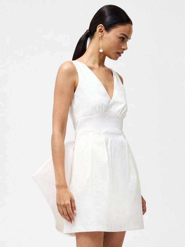 

Атласное платье с бантом кэри French Connection, цвет Summer White
