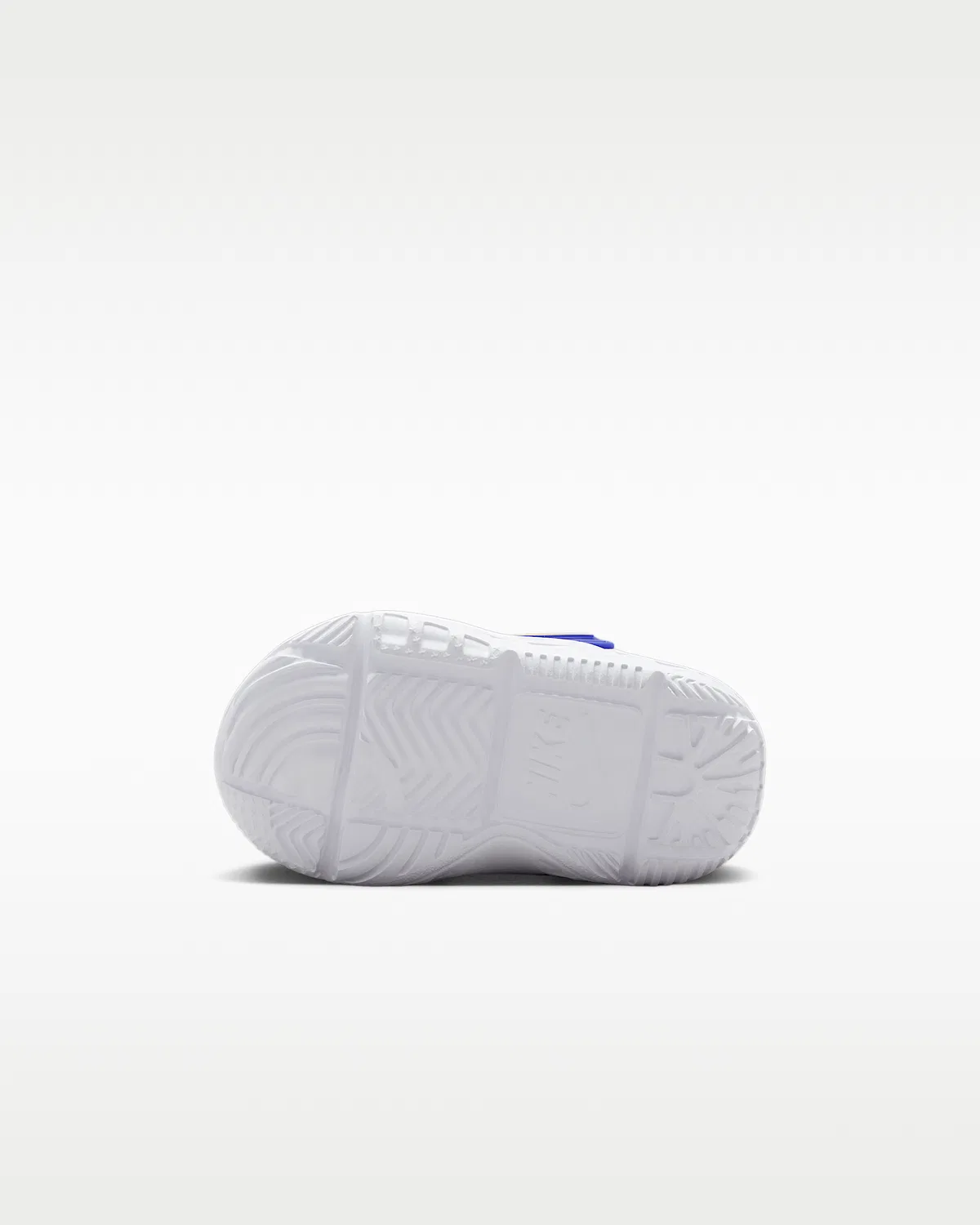 Детские кроссовки Nike Team Hustle D 12, Football Grey/Lapis/Soft Yellow/Laser Orange — фото 2