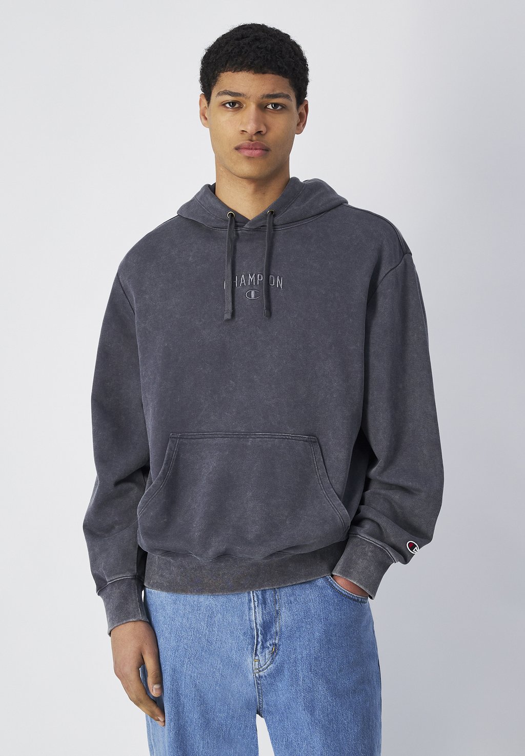 

Толстовка MINERAL DYE - Hoodie Champion, серый